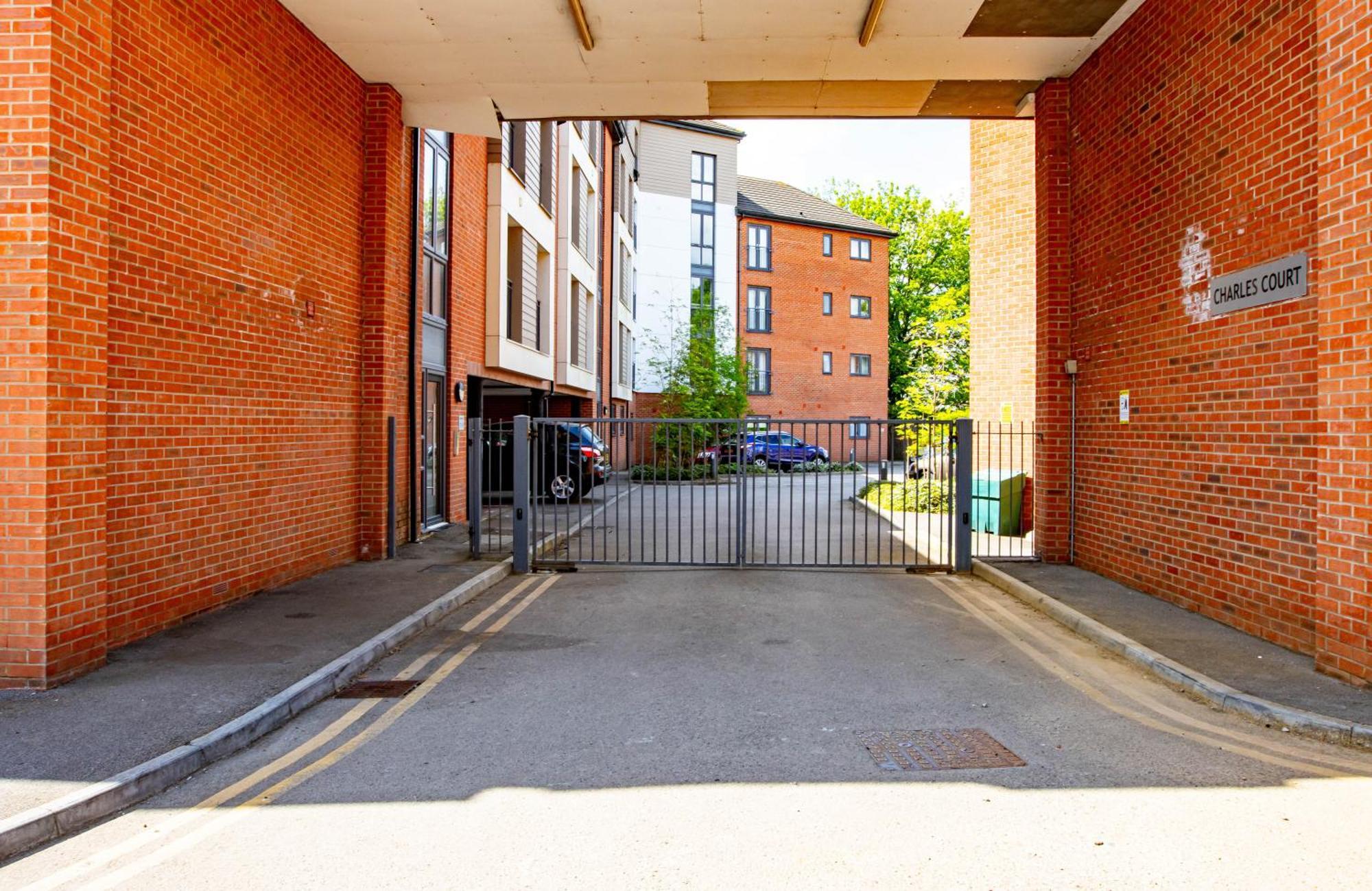 Sianavi Apartments ケタリング エクステリア 写真
