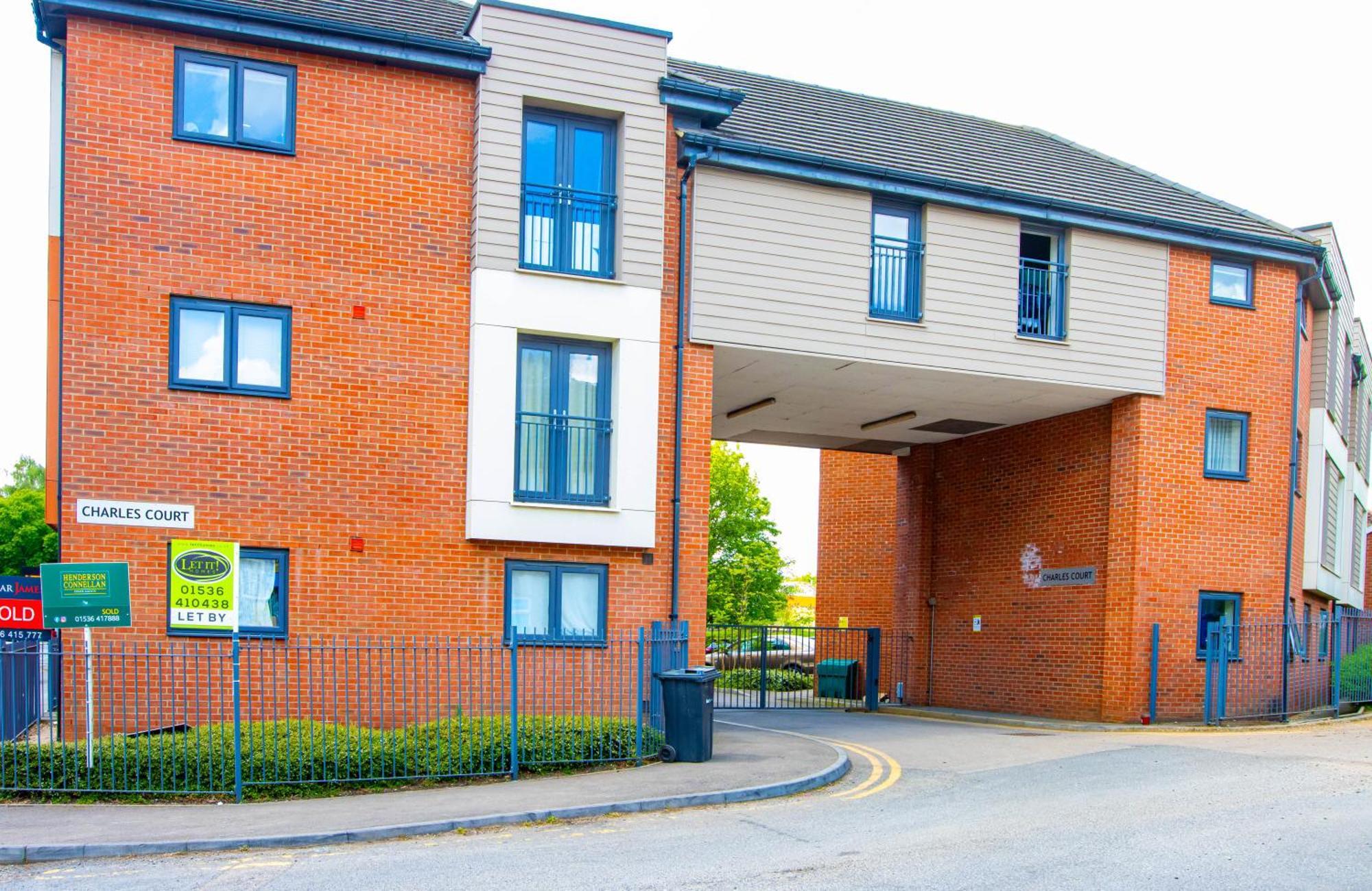 Sianavi Apartments ケタリング エクステリア 写真